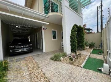5e69f475716df6772294c3578158b6139158d9ed · Casa na Quadra do Mar em Balneário Piçarras