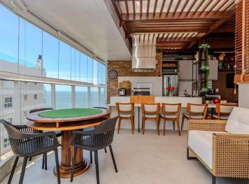Apartamento · 238m² · 3 Quartos · 3 Vagas · Cobertura Duplex com 03 suítes à venda na Praia Brava.