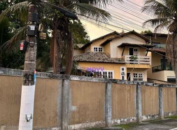 a393d25477976d415d93746add59325b630c57a5 · excelente casa no Village Santa Monica