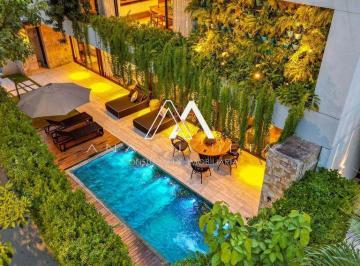 0mp3w3w2nwq4zdmzmmeyytc4_md · Casa luxuosa à venda, no condomínio Quinta do Golfe, com 04 suítes