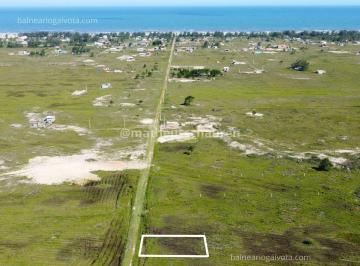 Terreno · 324m² · Terreno de Frente para Avenida 1100mt do mar em Lagoinhas, Balneário Gaivota/SC