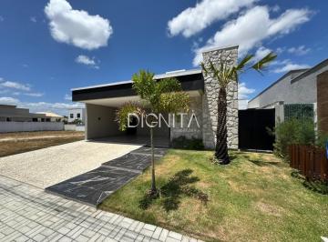 Casa · 151m² · 3 Quartos · 4 Vagas · Jardim do Lago: Casa de Alto Padrão com 3 Suítes e Energia Solar