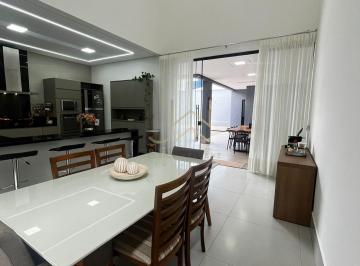 Casa de 3 quartos, Vicente Pires · 03 SUÍTES - VICENTE PIRES - RUA 06 - LOTE 400 - CONDOMINIO FECHADO - NASCENTE - ACEITA PERMUTA