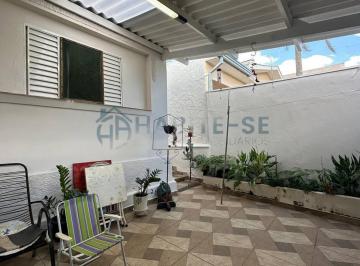 Foto 01 · Imperdível casa à venda em Franca-SP, na Vila Santa Rita: 2 quartos, 3 salas, 2 banheiros, 2 vagas e