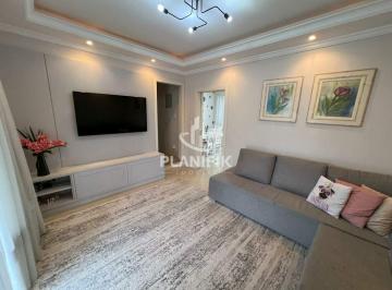 Casa · 155m² · 3 Quartos · 2 Vagas · Casa Moderna com Ótimo Acabamento e Localização Estratégica em Brusque