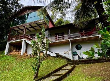 Casa · 1200m² · 3 Quartos · 3 Vagas · Casa estilo Chácara em Jacarepaguá de 3 Quartos com 1.200 m²