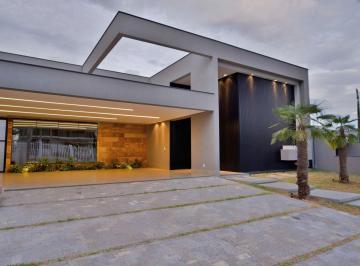 Casa de 4 quartos, Vicente Pires · Vicente Pires rua 10 lote de 800 metros 4 suítes 2 com closet moderna sauna