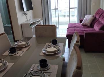 Apartamento de 2 quartos, Balneário Camboriú · Excelente apto na região Central Balneário Camboriú uma quadra da praia. 
