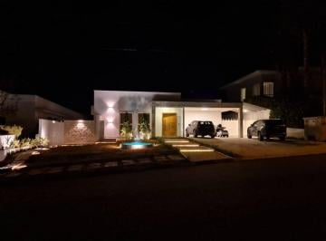 281ca75d90bbaba387f8d063e7ff1377ed6b9d3b · Casa Térrea 550m², 4 Suítes, Piscina Fazenda Imperial