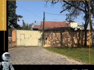 Casa · 259m² · 3 Quartos · 5 Vagas · AMPLO SOBRADO COM 03 DORMITÓRIOS LOCALIZADOS NO BA