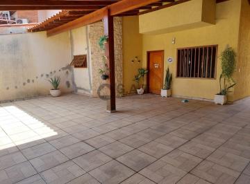 Foto 01 · Casa à venda em Sorocaba-SP, Jardim Residencial Deolinda Guerra - 3 quartos, 1 suíte, 2 salas, 2 ban