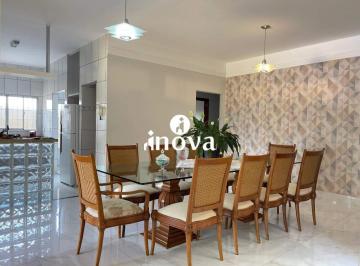 Casa · 230m² · 4 Quartos · 3 Vagas · Casa a venda, bairro Jardim São Bento
