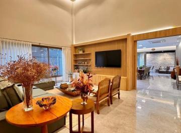 u5svvsu2nje2owzhyju1zda5_md · Casa Terrea à venda Quinta do Golfe Residencial, 3 suites, 310 m²