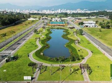 Terreno · 484m² · Terreno à venda em Camboriú/SC