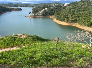 Terreno , Igaratá · Excelente terreno pé na água em condomínio fechado em Igaratá - SP