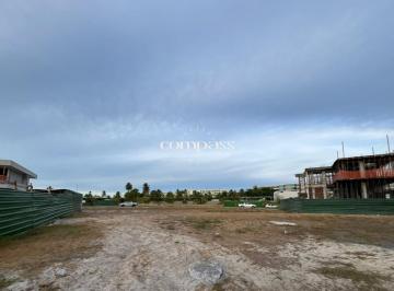 Foto 01 · Lote com 469,85m² para venda no condomínio Quintas da Praia na Reserva no Cabo de Sto. Agostinho - P