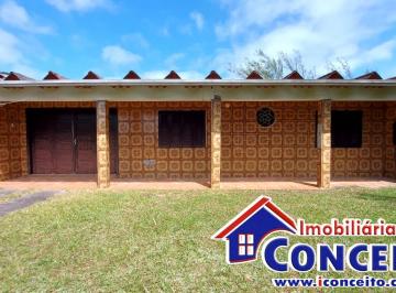 Casa de 3 quartos, Imbé · XC213 - Ótimo imóvel composto de 03 dormitórios a 200 metros do mar