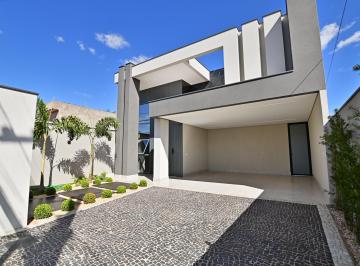 Casa de 4 quartos, Vicente Pires · Vicente Pires rua 01 jockey 4 suítes closet armários piscina churrasqueira nova