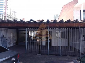 Casa · 180m² · 2 Quartos · 3 Vagas · Vendo casa térrea Tatuapé. Ótimo para construtores. 2 quartos, 3 vagas