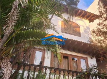 Casa · 484m² · 4 Quartos · 4 Vagas · Sobrado de 4 Dormitórios sendo 4 Suítes Terreno de 500 mt² Pestana/ Osasco