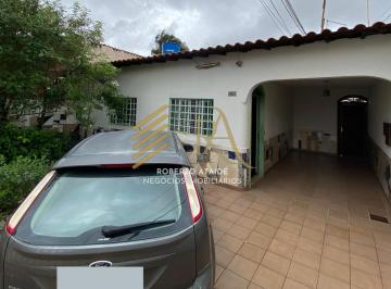 Casa de 3 quartos, Taguatinga · CASA PRINCIPAL C/ 3 QUARTOS + 2 CASAS NO FUNDO ENTRADAS INDEPENDENTES | EXCELENT