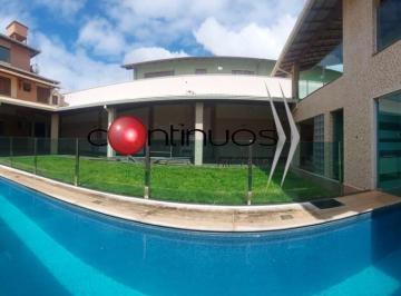 Foto 01 · Imperdível oportunidade de adquirir casa de luxo com 3 quartos e 295m² no bairro Trevo, Belo Horizon