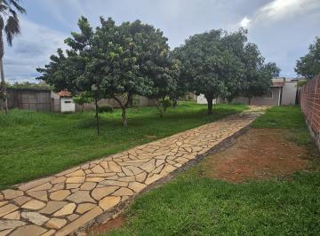 Casa de 3 quartos, Vicente Pires · Rua 06, condomínio maravilhoso, lt 800m², quintal, varanda