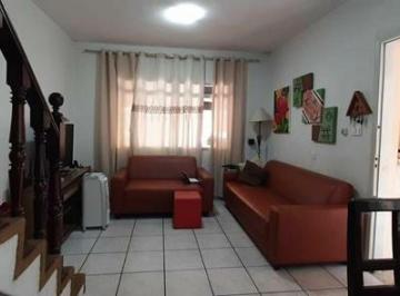 Casa · 120m² · 3 Quartos · 2 Vagas · CASA em rua fechada 120m² 3 dorms, 1 suíte, 2 vagas FL15