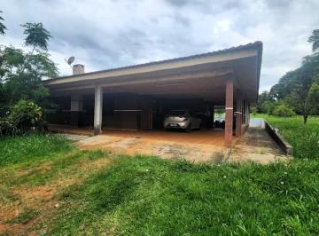 Rural de 3 quartos, Ponta Grossa · Chácara Jardim Carvalho