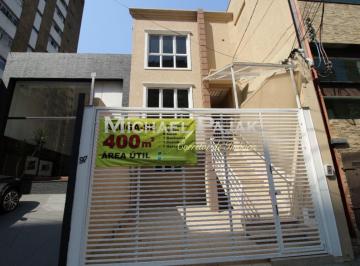 Casa · 400m² · 1 Quarto · 1 Vaga · Casa comercial