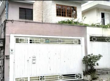 Casa · 120m² · 3 Quartos · 3 Vagas · Sobrado 3 dorm sendo 1 suíte Próx. do metrô Santa Cruz!