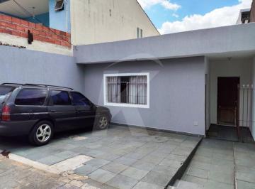 Casa · 130m² · 3 Quartos · 2 Vagas · Casa térrea com 3 dormitórios e 2 vagas a venda na Vila Gustavo.