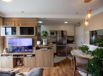 Apartamento · 52m² · 2 Quartos · 1 Vaga · Apartamento à venda no bairro da Saúde com 2 quartos, 1 banheiro, sacada, 1 vaga
