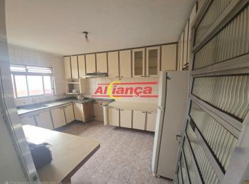 Casa · 80m² · 2 Quartos · 6 Vagas · Casa estilo edícula com excelente espaço externo