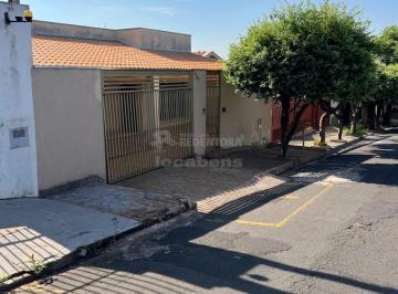 Casa · 360m² · 3 Quartos · 2 Vagas · Venda de Casa com Edícula localizada no Bairro Cidade Jardim.