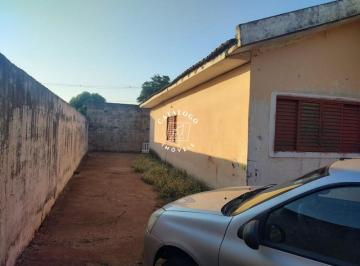 Casa · 223m² · 3 Quartos · 5 Vagas · Casa à venda - em Geraldo Correia de Carvalho
