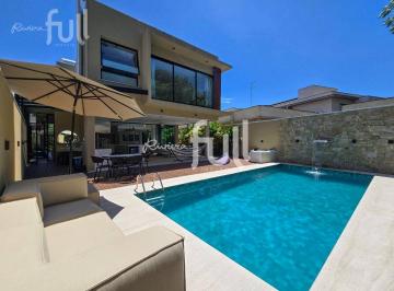 5bb0cfda9a746cbb7324eac99077e57eda07b75f · Casa para comprar na Riviera de São Lourenço