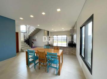 Casa · 223m² · 4 Quartos · 2 Vagas · Casa em Condomínio à venda, 4 quartos, 1 suíte, 2 vagas, Parque Residencial Maria Elmira - Caçapava/