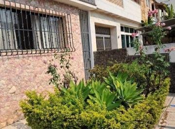 Casa · 330m² · 3 Quartos · 4 Vagas · Sobrado Residencial 3 Dormitórios em Mirandópolis com 330m²