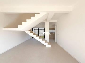 e85e06bfe4c31dfcd1b8b46668f68aff1ecd0898 · Sobrado novo com 3 quartos à venda - Santa Felicidade - Curitiba/PR