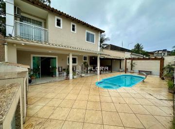 ac0384dc0aac16291b3152f305997853e05401d8 · Casa com 3 Quartos à venda, 300m da praça do Barroco, R$ 500.000 - Barroco (Itaipuaçu) - Maricá/RJ