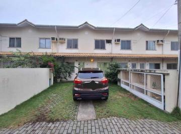 Casa · 113m² · 3 Quartos · 2 Vagas · Casa em condomínio fechado na Taquara
