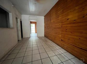 1 · Loja comercial com 67m² no Centro