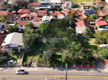627858_ilG3e2bS15_62785866fe83ec52e4e.jpg · Casa em amplo terreno de 1434 metros na praia do Campeche