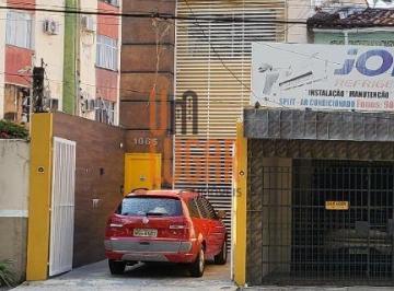 img0 · Um Lugar Imoveis vende: Casa com 2 quartos, ampla, segura e com espaco para trabalho em localizacao