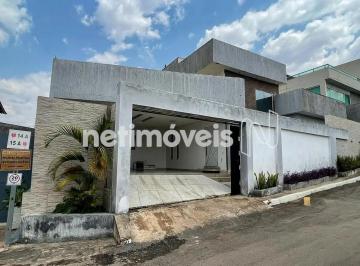 ab655bc1-9fb8-4d53-8098-a330a798406e.webp · Casa com piscina - Nascente