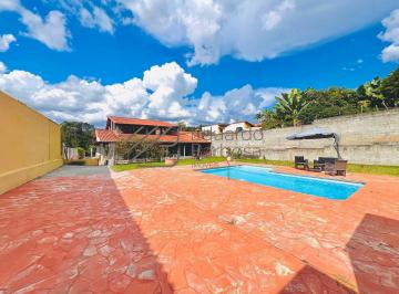 Casa · 390m² · 4 Quartos · 4 Vagas · Casa em Condomínio Fechado - Atibaia/SP