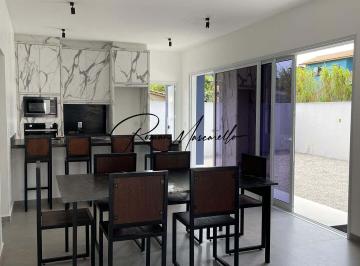 Casa · 74m² · 2 Quartos · 5 Vagas · Casa nova e mobiliada em Ibiraquera, Imbituba/SC