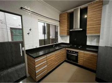 Casa de 4 quartos, Ceilândia · QNR 3 - Ceilandia Norte - Sobrado 4 quartos - 3 kits - Loja comercial