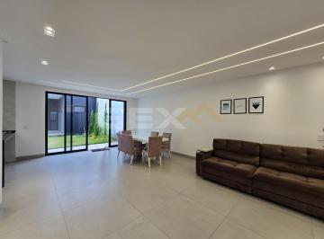 Casa · 270m² · 3 Quartos · 2 Vagas · Casa à venda em lote inteiro no bairro Santa Marta
